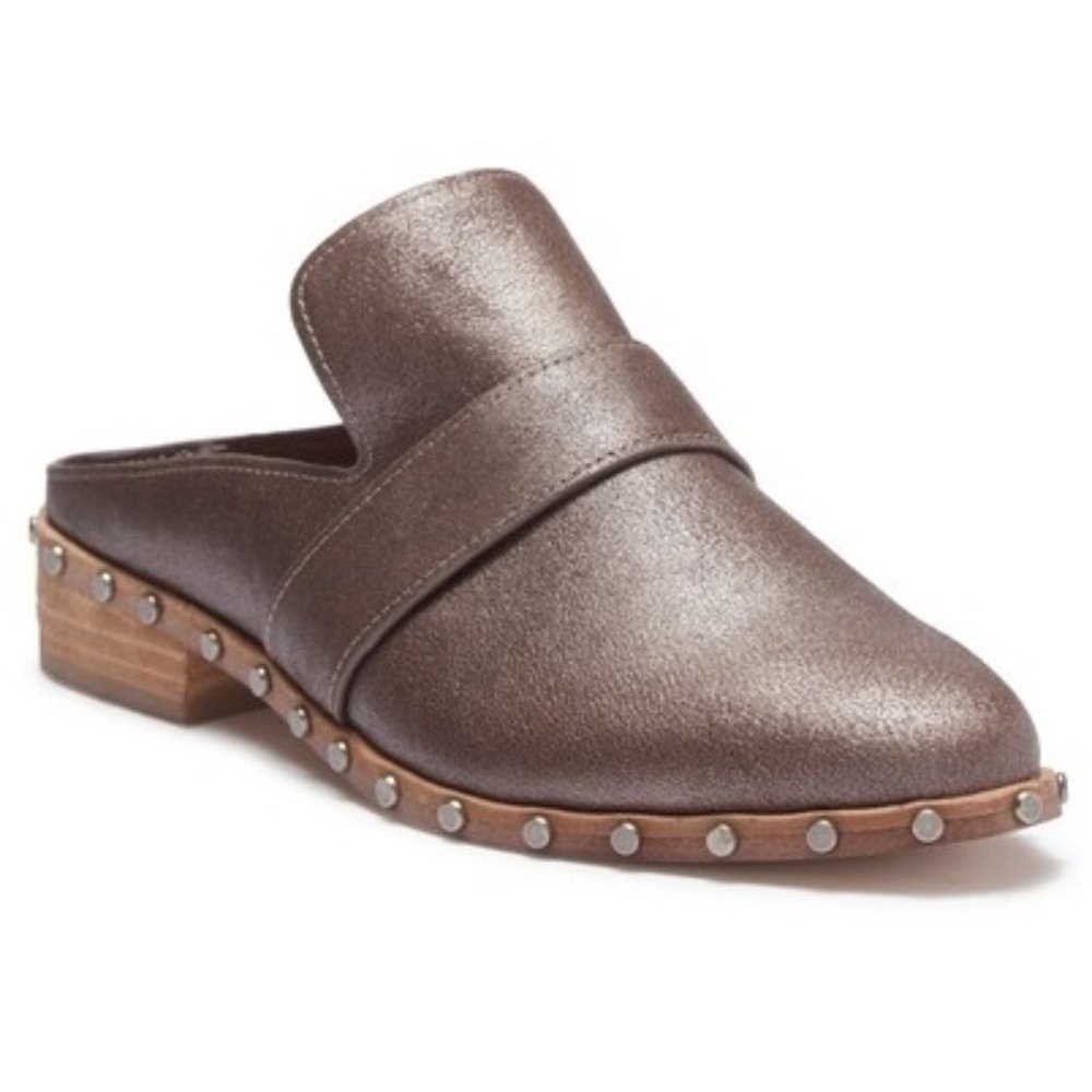 Mercer Edit Case Closed Studded Casual Mule 5.5